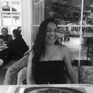 Meet your Posher, Emily